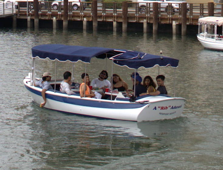 18ft Duffy Boat Rental from Paradiso Yacht Charters