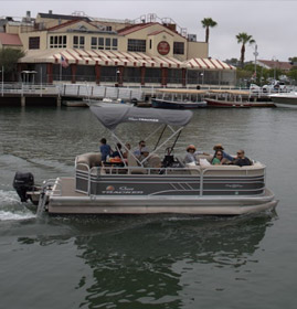 20ft DELUXE SUNTRACKER PONTOON